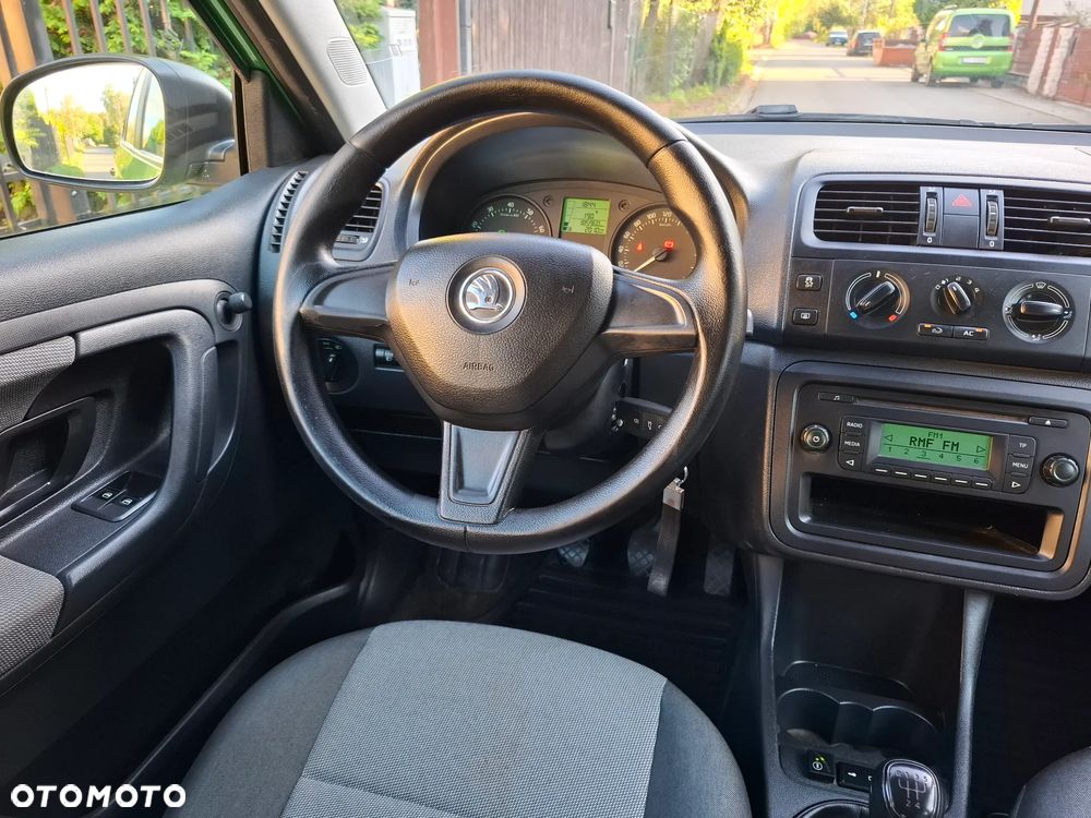 Skoda Fabia 1.4 16V Ambition Plus - 18