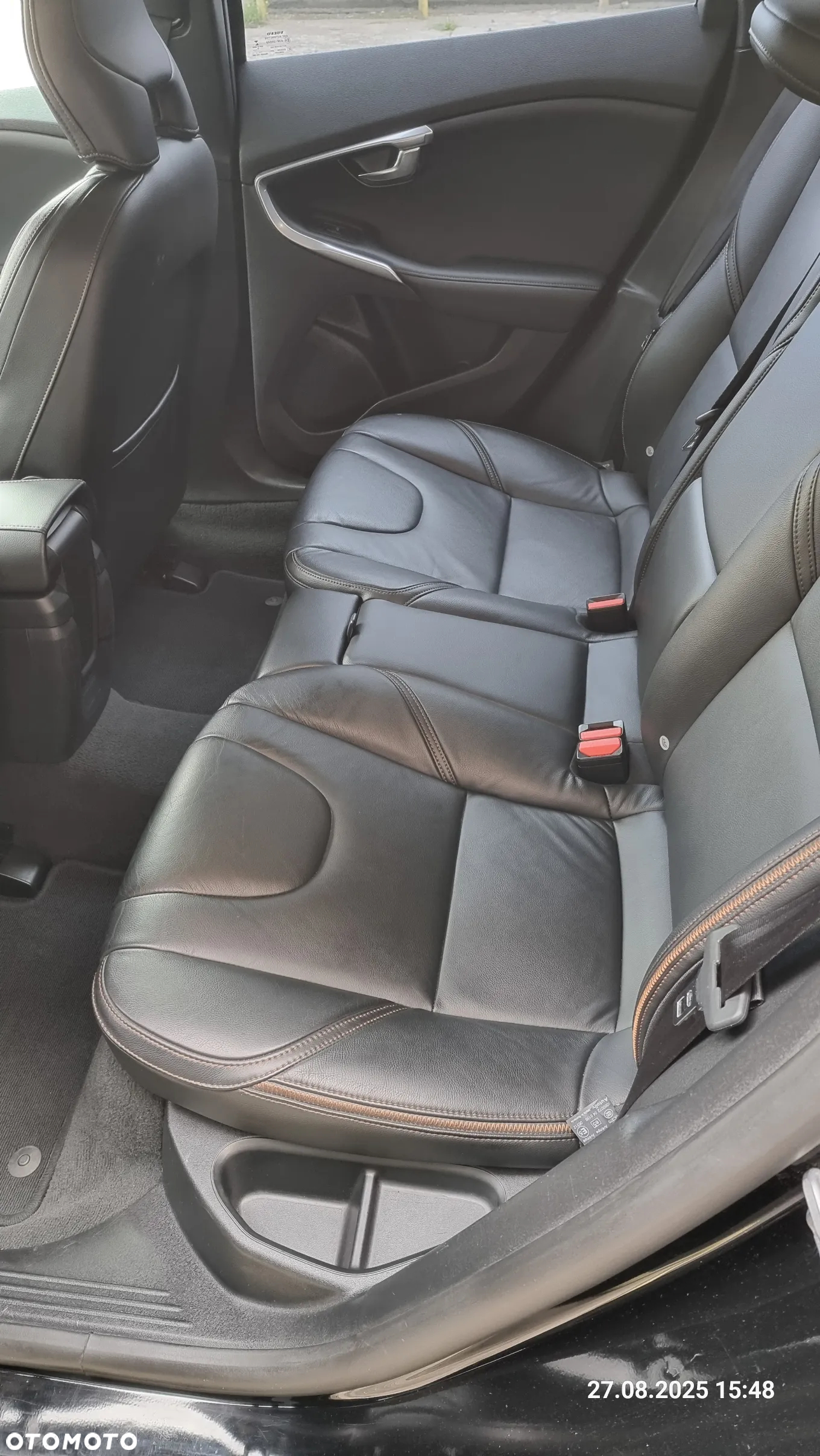 Volvo V40 T3 Drive-E R-Design Kinetic - 9