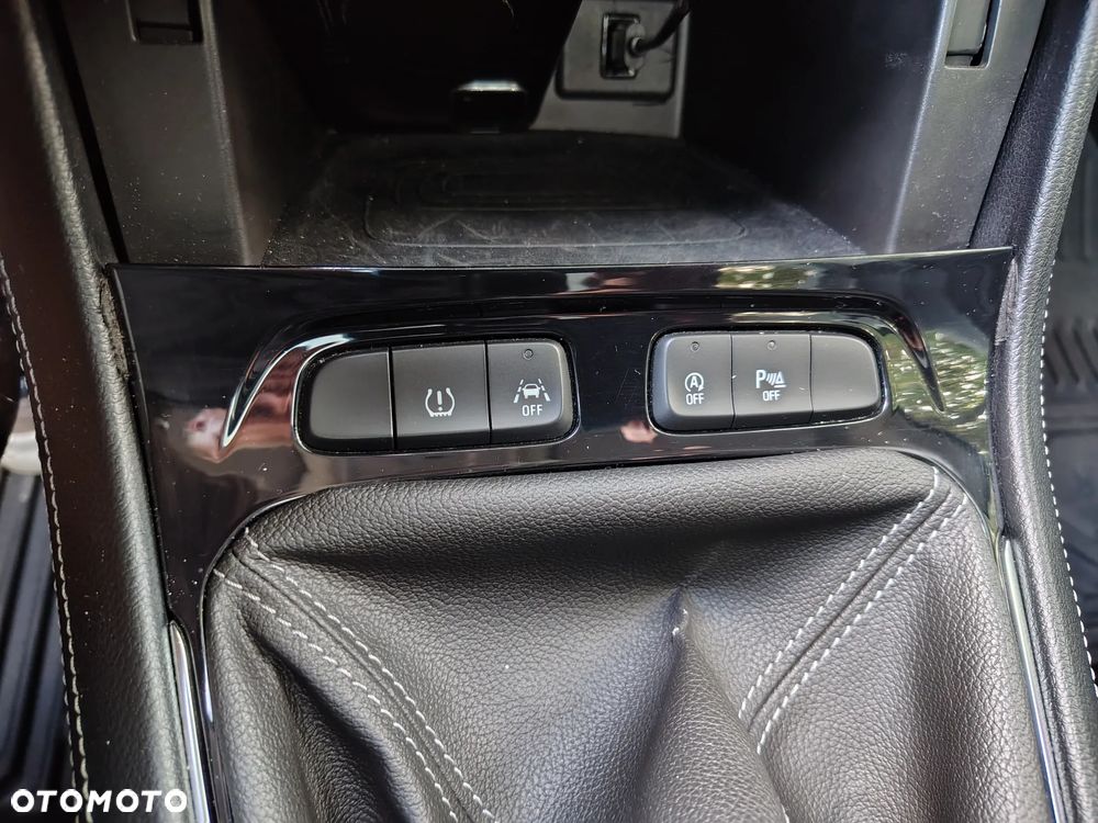 Opel Grandland X 1.6 D Start/Stop Business Edition - 31