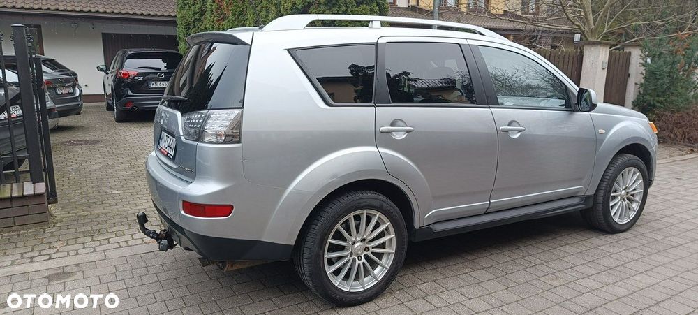 Mitsubishi Outlander 2.4 Instyle EU5 - 8