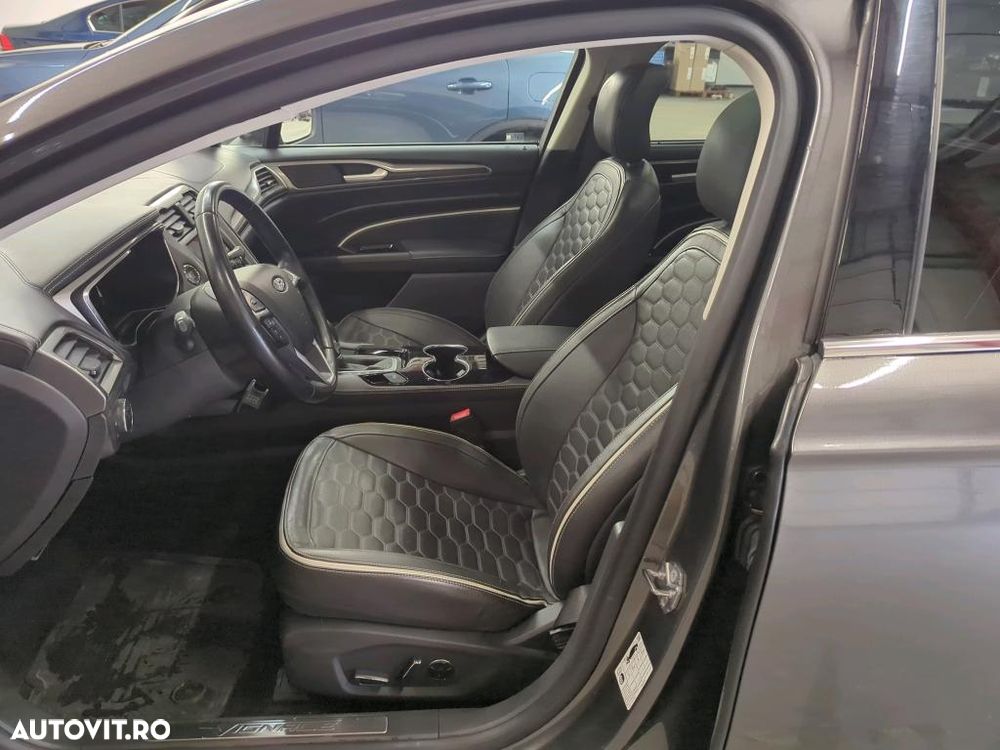 Ford Mondeo - 4