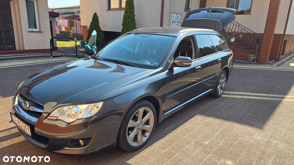 Subaru Legacy - 1