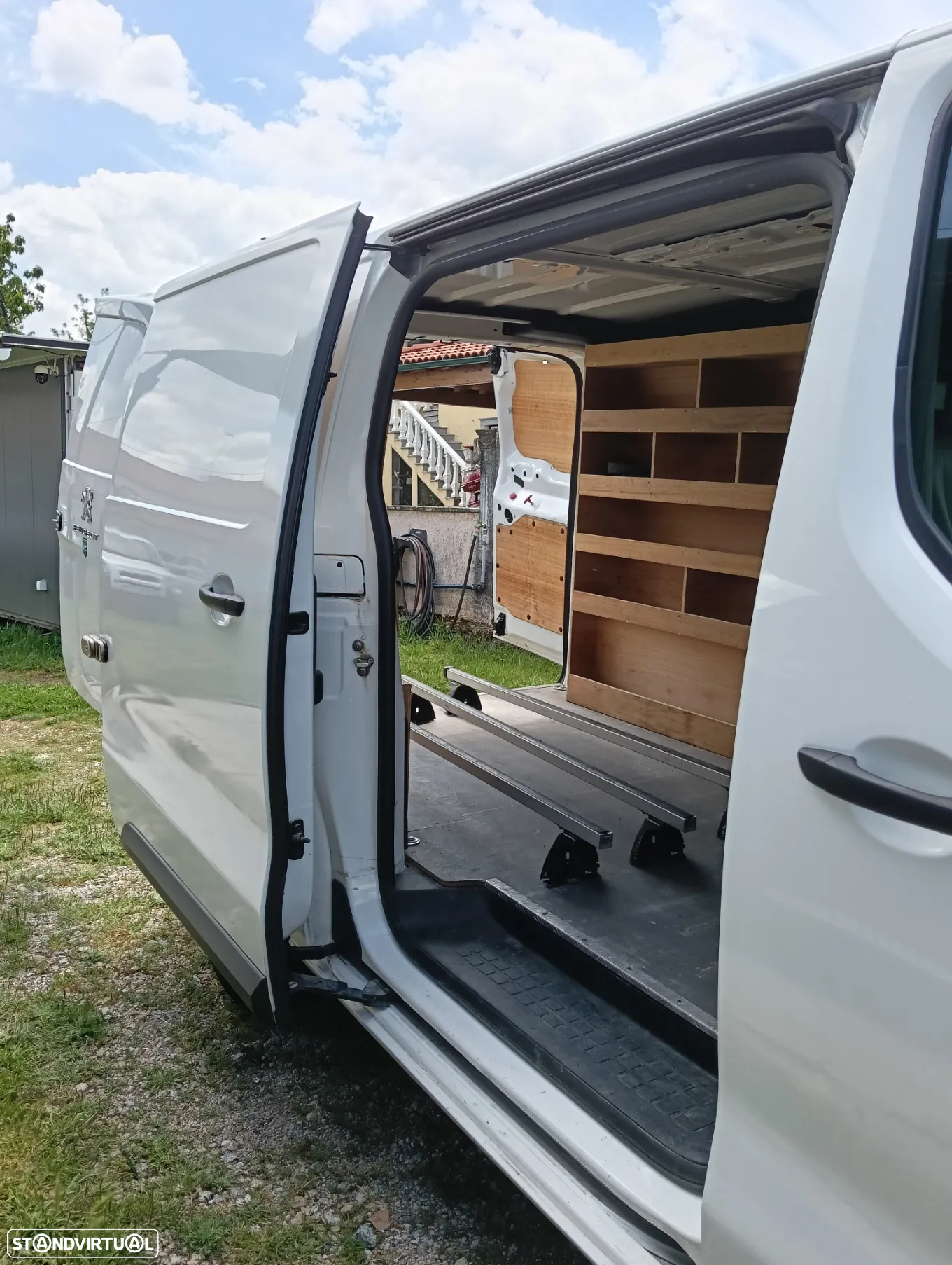 Peugeot Expert - 8