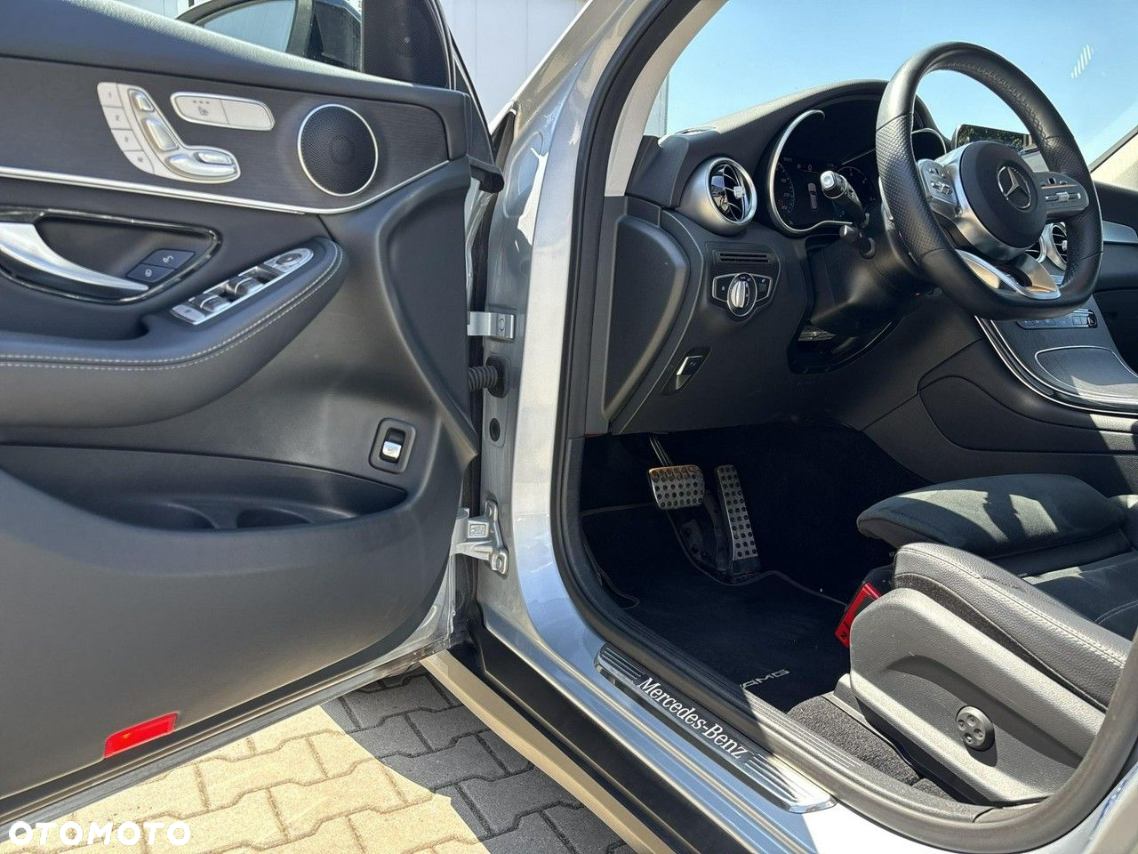 Mercedes-Benz GLC - 10