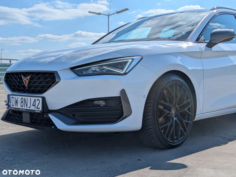 Cupra Leon Sportstourer 2.0 TSI 4Drive VZ DSG - 3