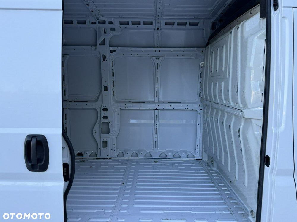 Opel Movano - 16