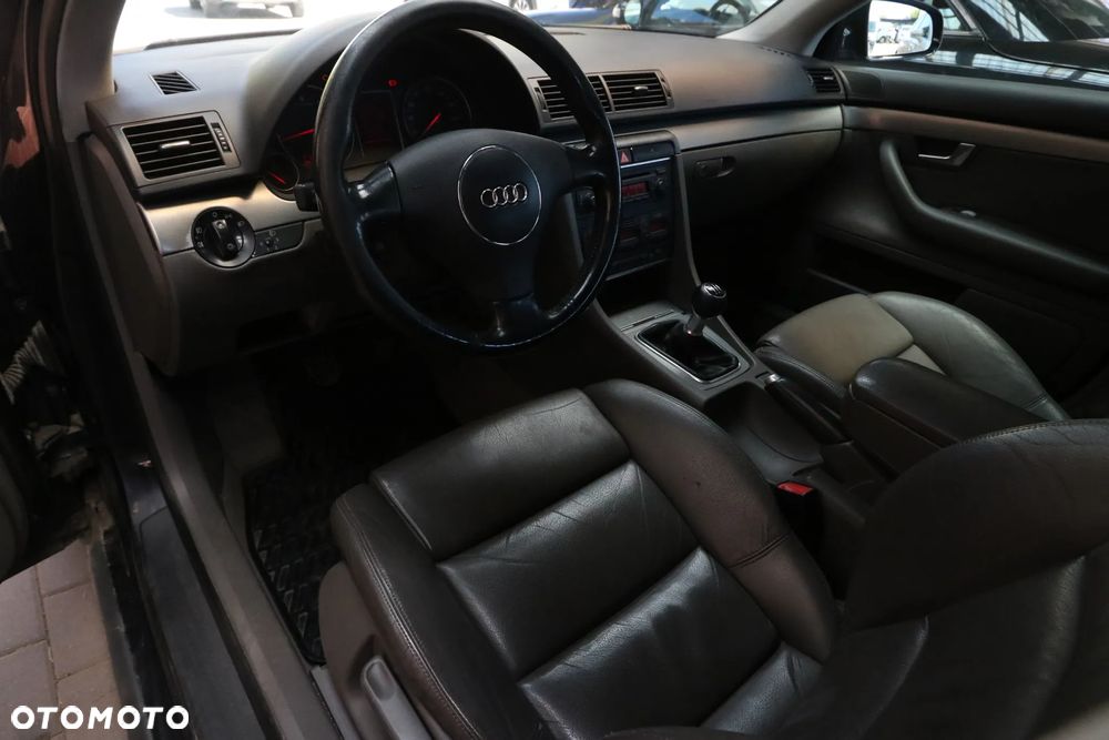 Audi A4 Avant - 5