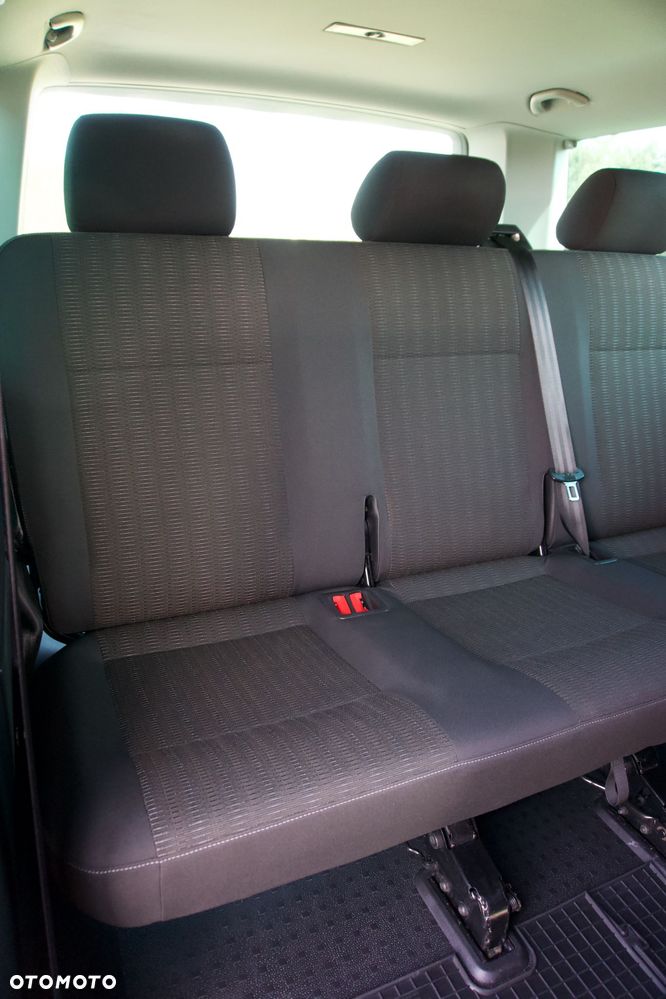 Volkswagen Caravelle 2.0 TDI L2 Highline - 32