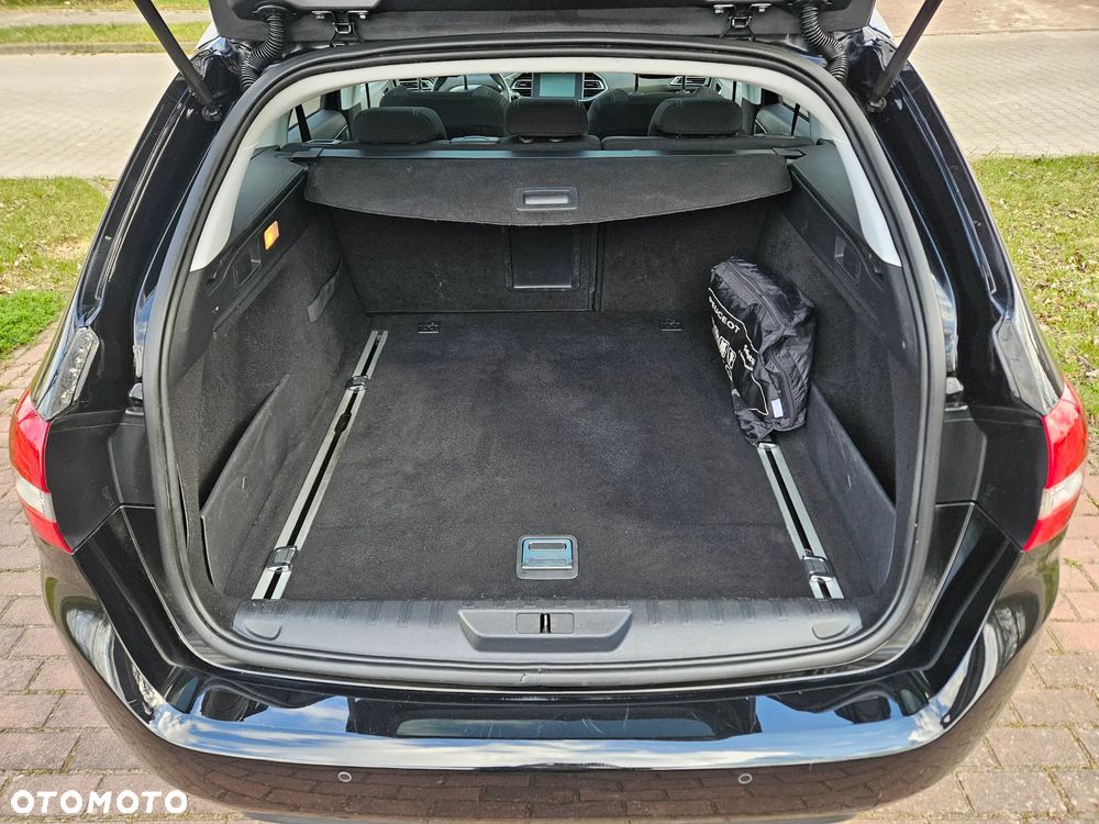 Peugeot 308 1.6 BlueHDi Business Line S&S - 24