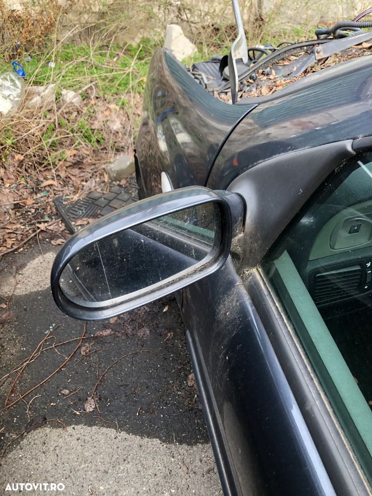 Oglinda stanga/Oglinda dreapta fata Fiat Albea gri inchis 2005 - 6