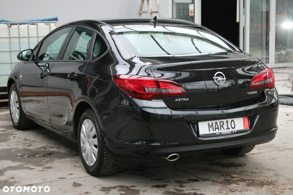 Opel Astra 1.4 T Active EU6 - 7