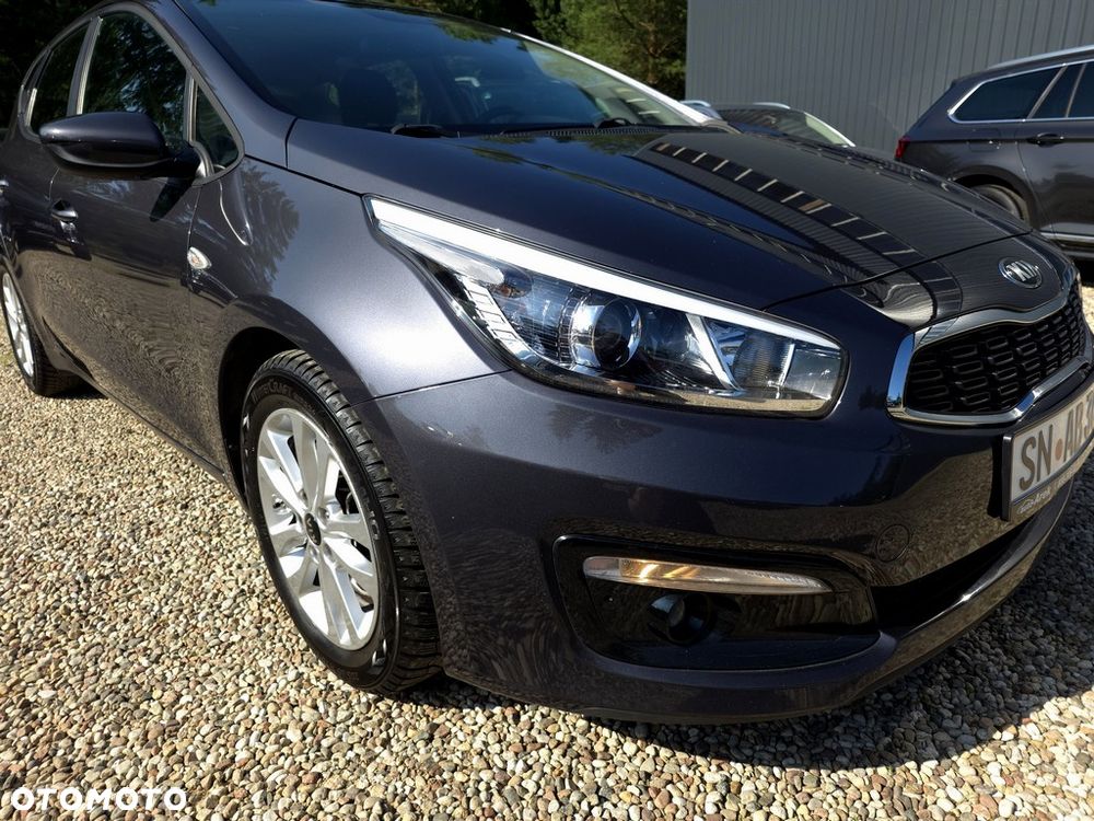 Kia Ceed 1.4 L Business Line - 24