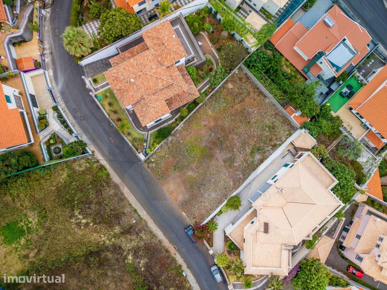 Terreno para Construção com 600 m2 na Quinta do Faial – Funchal - Grande imagem: 4/23