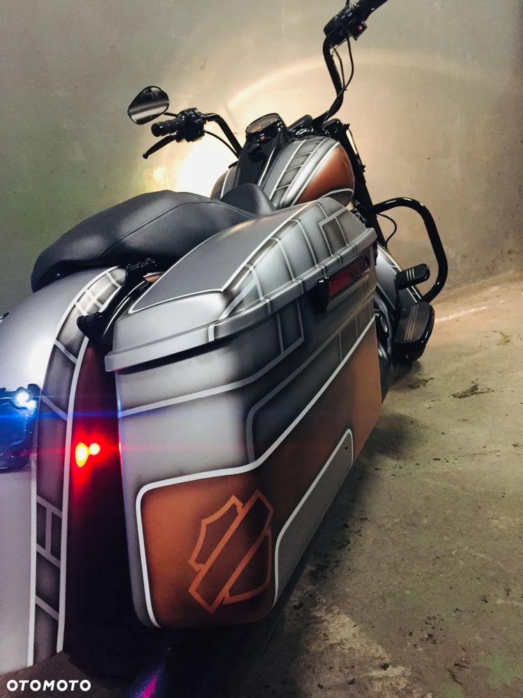 Harley-Davidson Touring Road King - 9