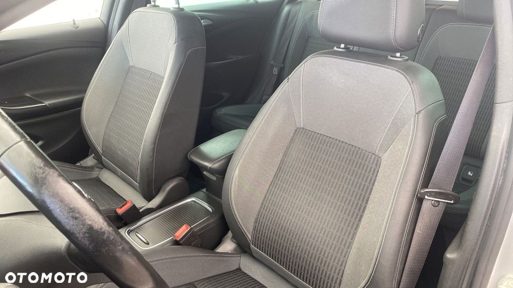 Opel Astra 1.5 CDTI Elegance S&S - 17