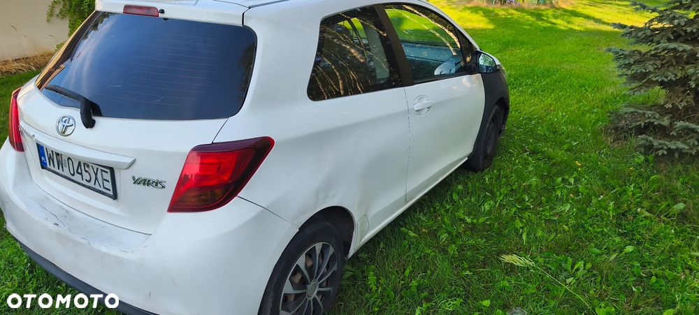 Toyota Yaris 1.0 Sol - 3