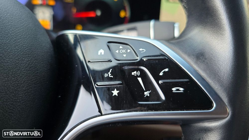 Mercedes-Benz E 220 d Exclusive Line - 17