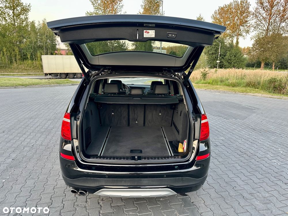 BMW X3 xDrive28i xLine - 24