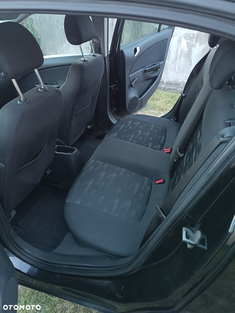 Opel Corsa - 4