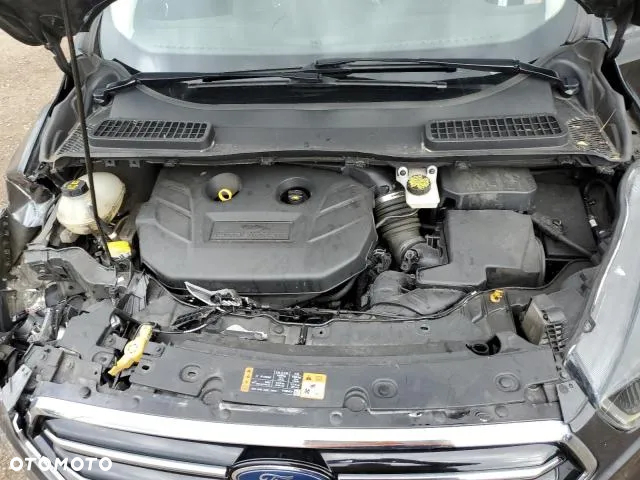 Ford Kuga 2.0 EcoBoost 4x4 Titanium - 12