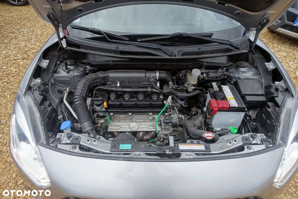 Suzuki Swift 1.2 Dualjet Hybrid Allgrip Comfort - 38
