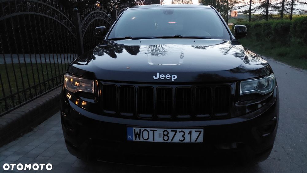 Jeep Grand Cherokee - 14