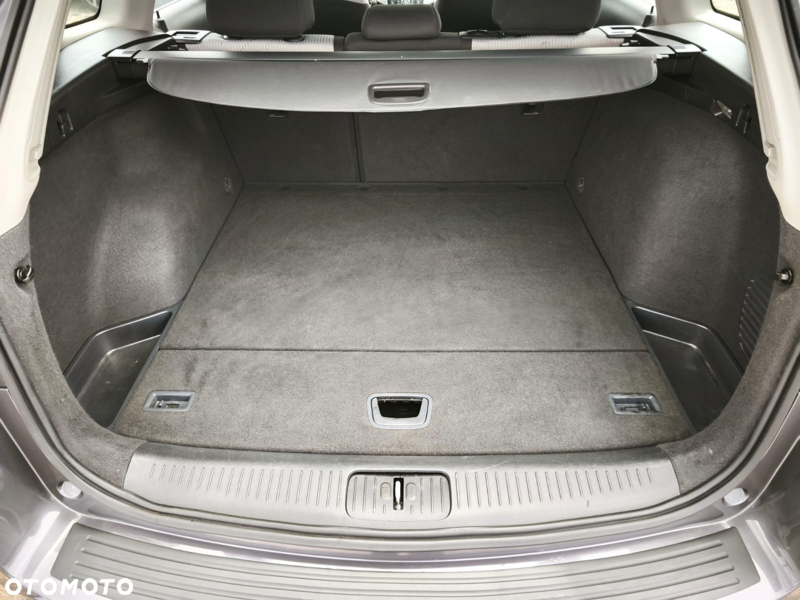 Chevrolet Cruze 1.6 LS - 33