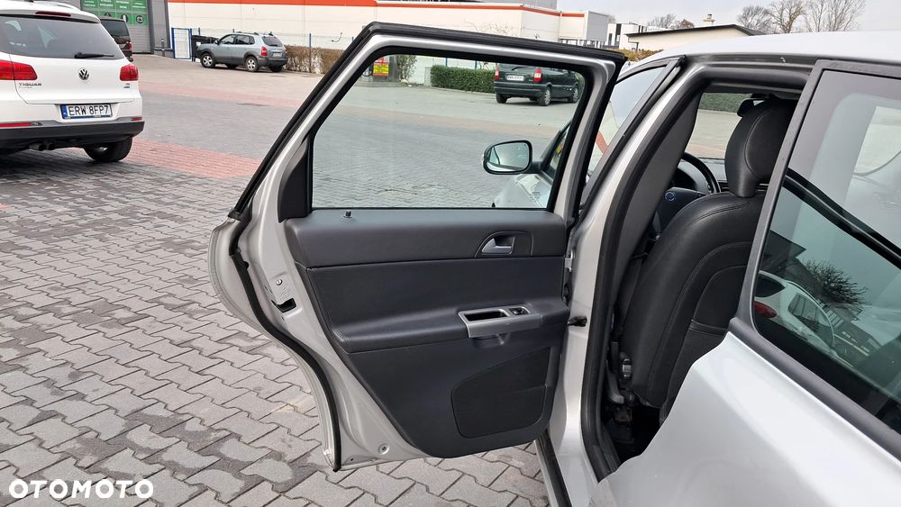 Volvo V50 2.4 Kinetic - 9