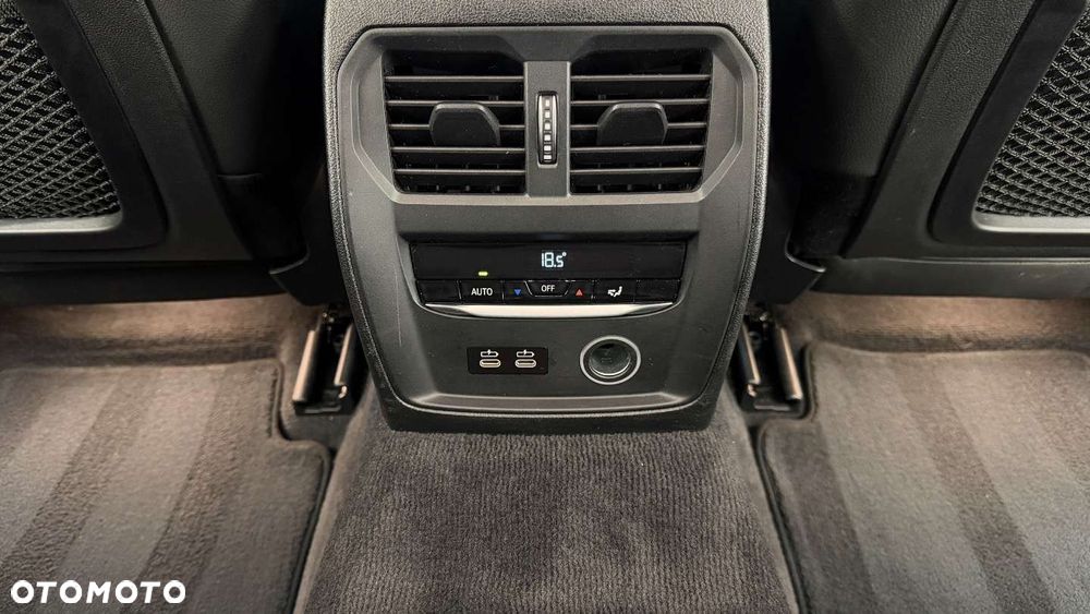 BMW Seria 3 - 37
