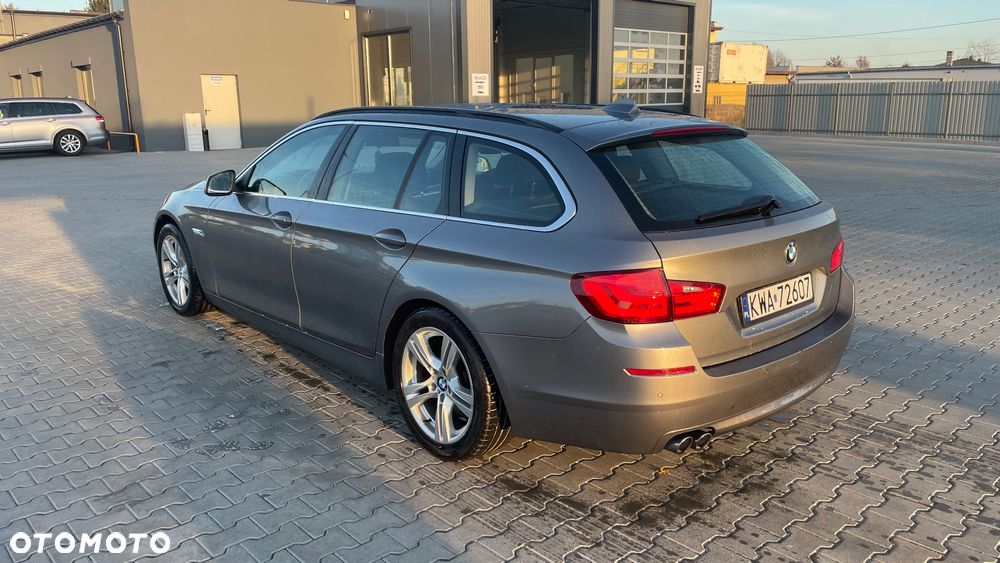 BMW Seria 5 520d - 4