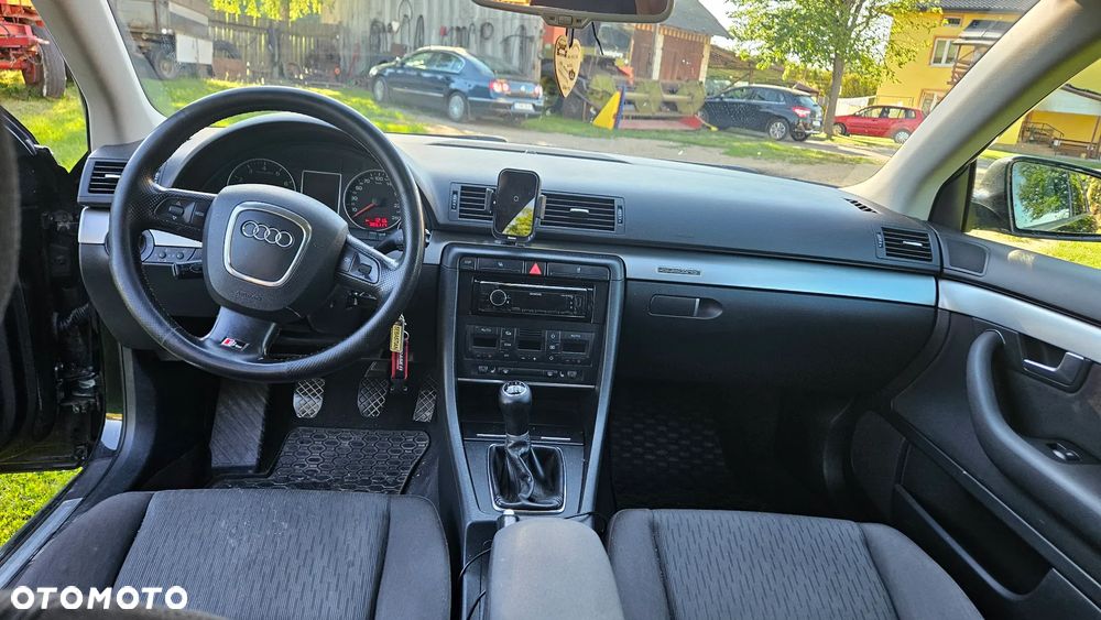 Audi A4 Avant 1.8 T quattro - 6