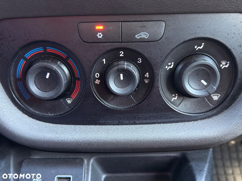 Fiat Doblo 1.4 T-Jet 16V Easy - 10