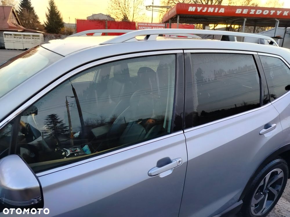 Subaru Forester 2.0i-L Special Edition (EyeSight) Lineartronic - 10