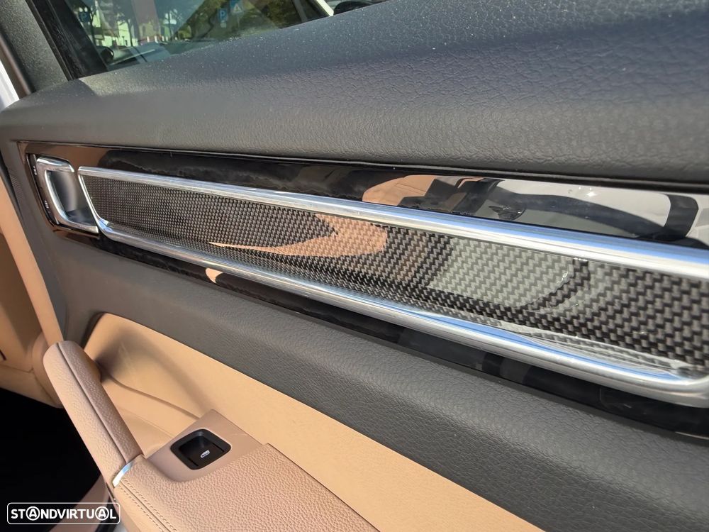Porsche Cayenne E-Hybrid Tiptronic S Black Edition — fotografia 15