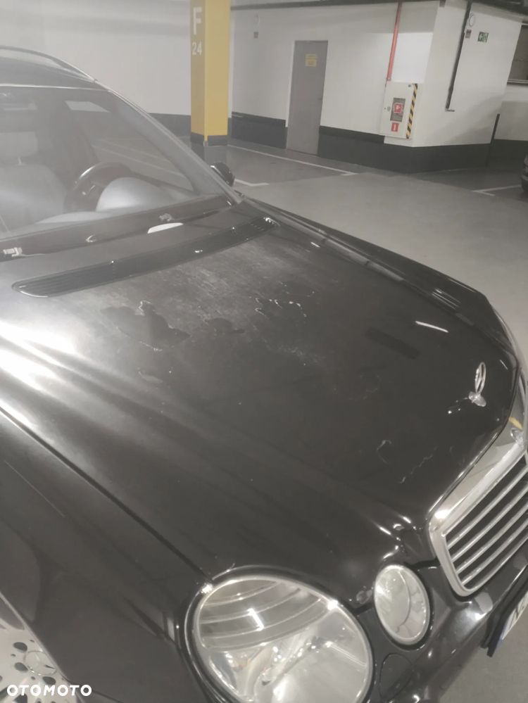 Mercedes-Benz Klasa E - 24