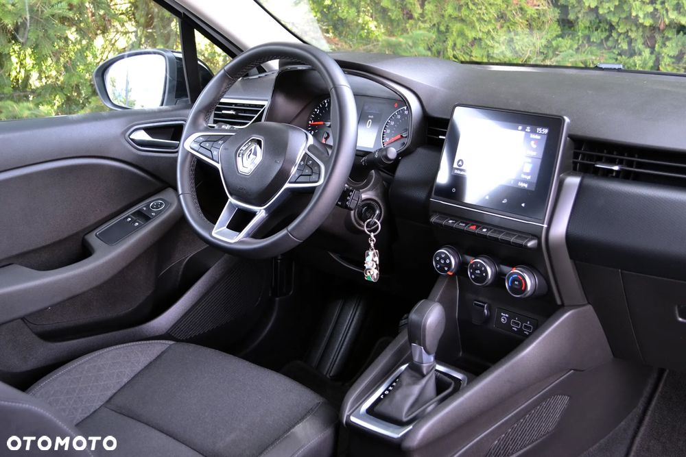 Renault Clio - 19