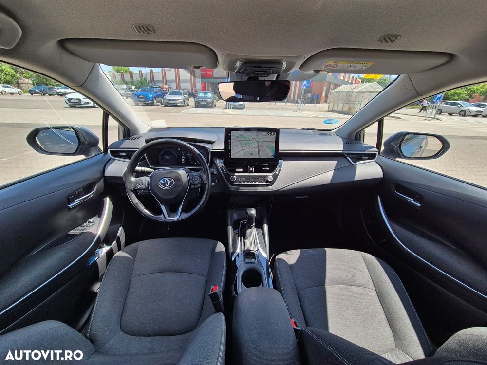 Toyota Corolla 1.8 Business Edition - 15