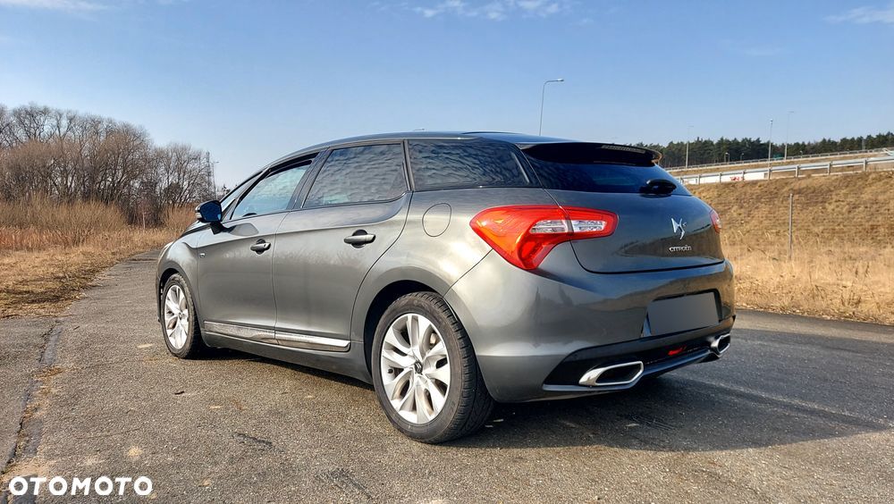 Citroën DS5 ver-2-0-hdi-hybrid4-pure-pearl-mcp - 3