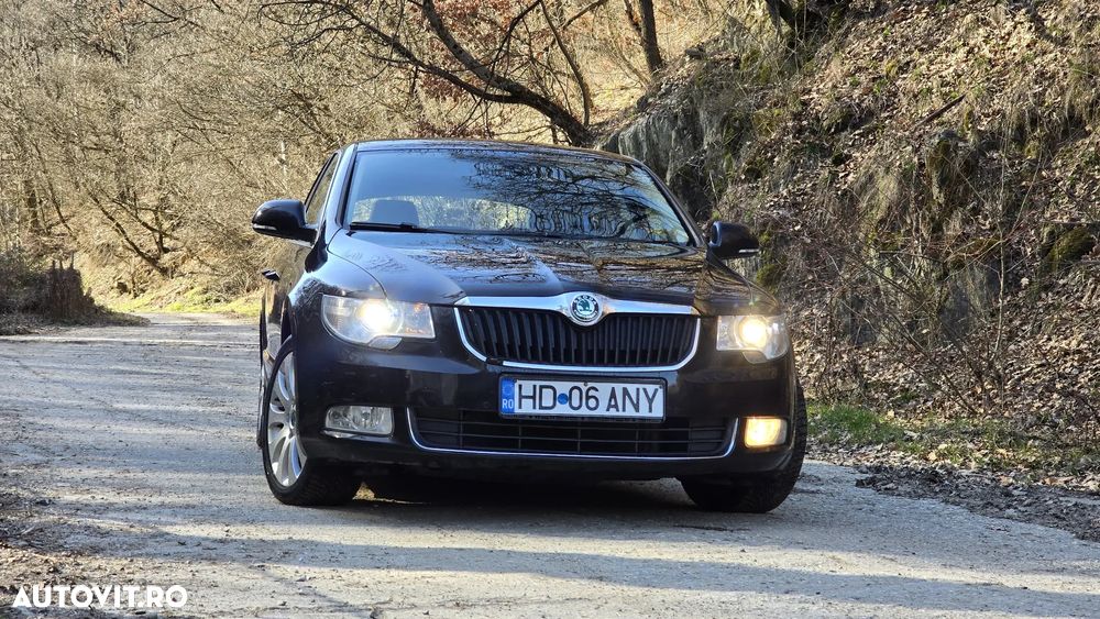 Skoda Superb 2.0 TDI Elegance DSG - 3