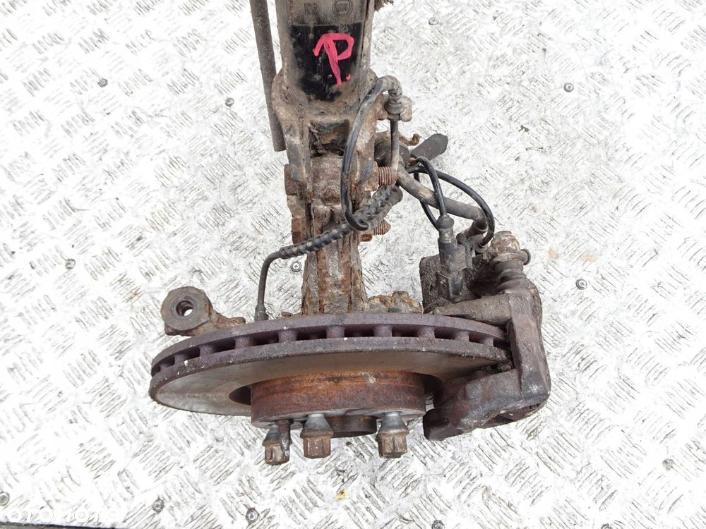 kolumna zwrotnica prawa fiat 500l 1.4 benzyna - 4