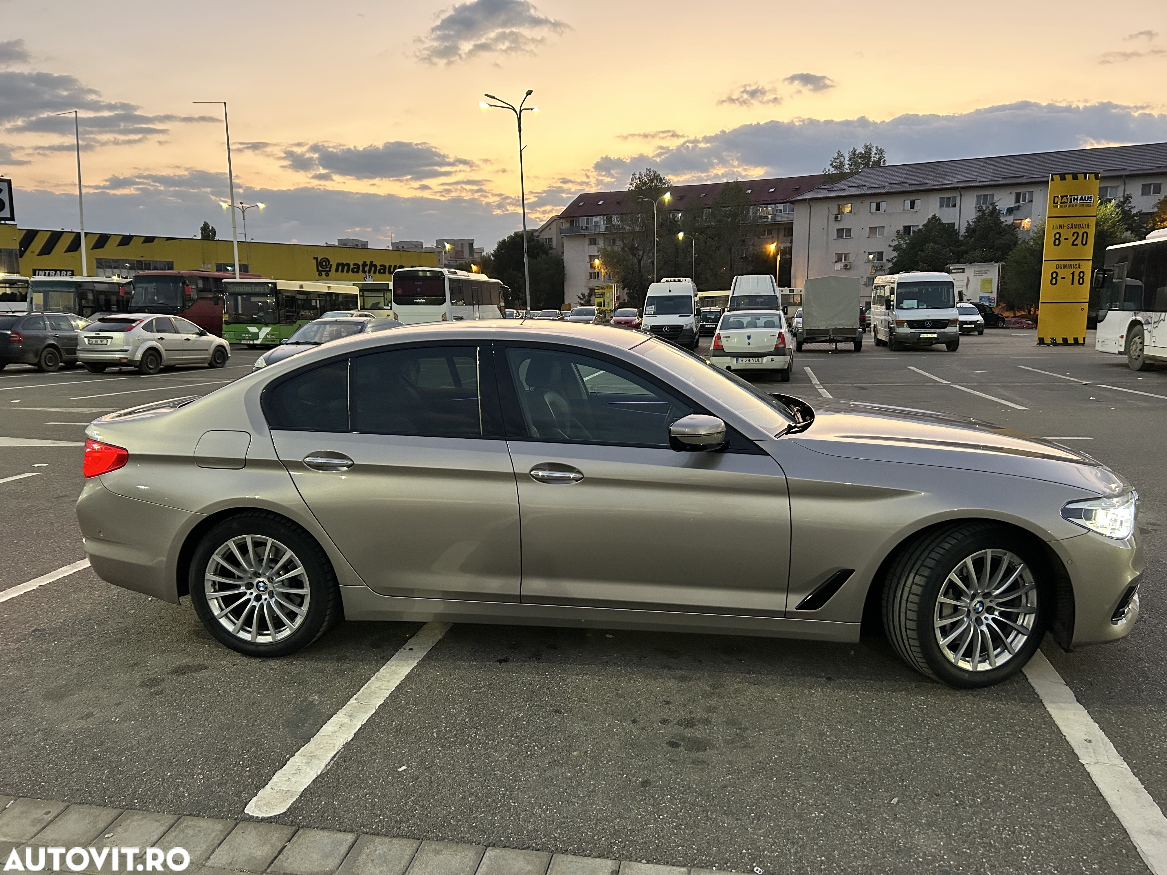BMW Seria 5 530i xDrive Aut. Sport Line - 25