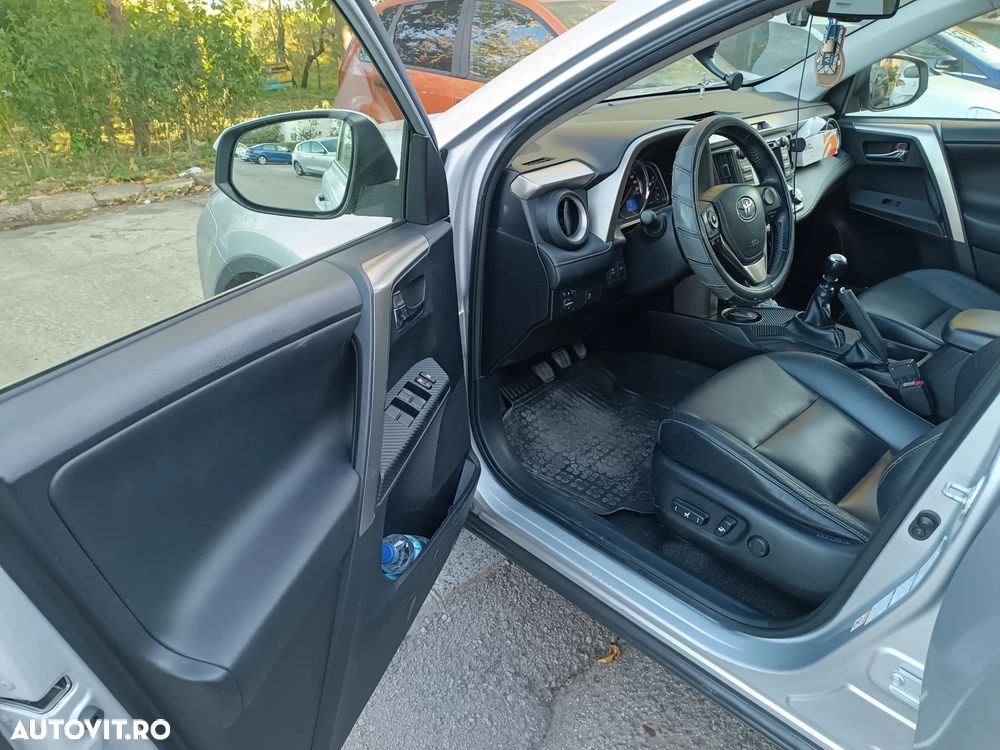 TOYOTA RAV4 2014 — imagine 13