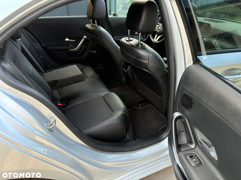 Mercedes-Benz Klasa A 220 d 4-Matic Progressive 8G-DCT - 26