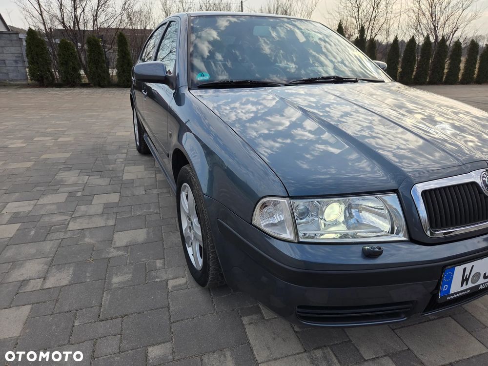 Skoda Octavia 1.8 T Elegance - 17