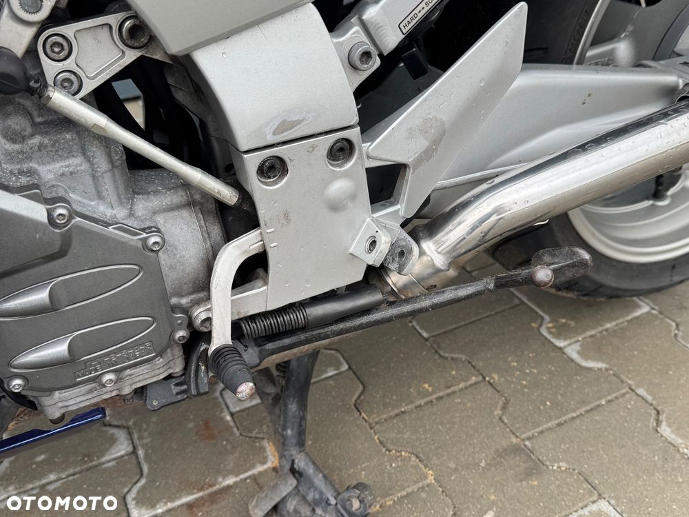 Yamaha FJR - 16