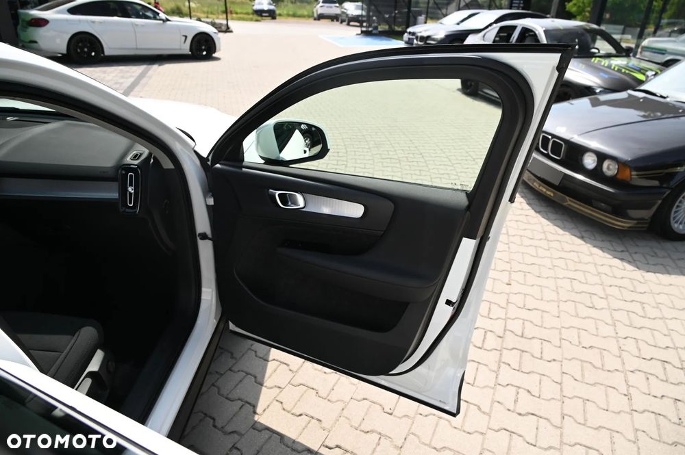 Volvo XC 40 T3 Momentum Core - 15