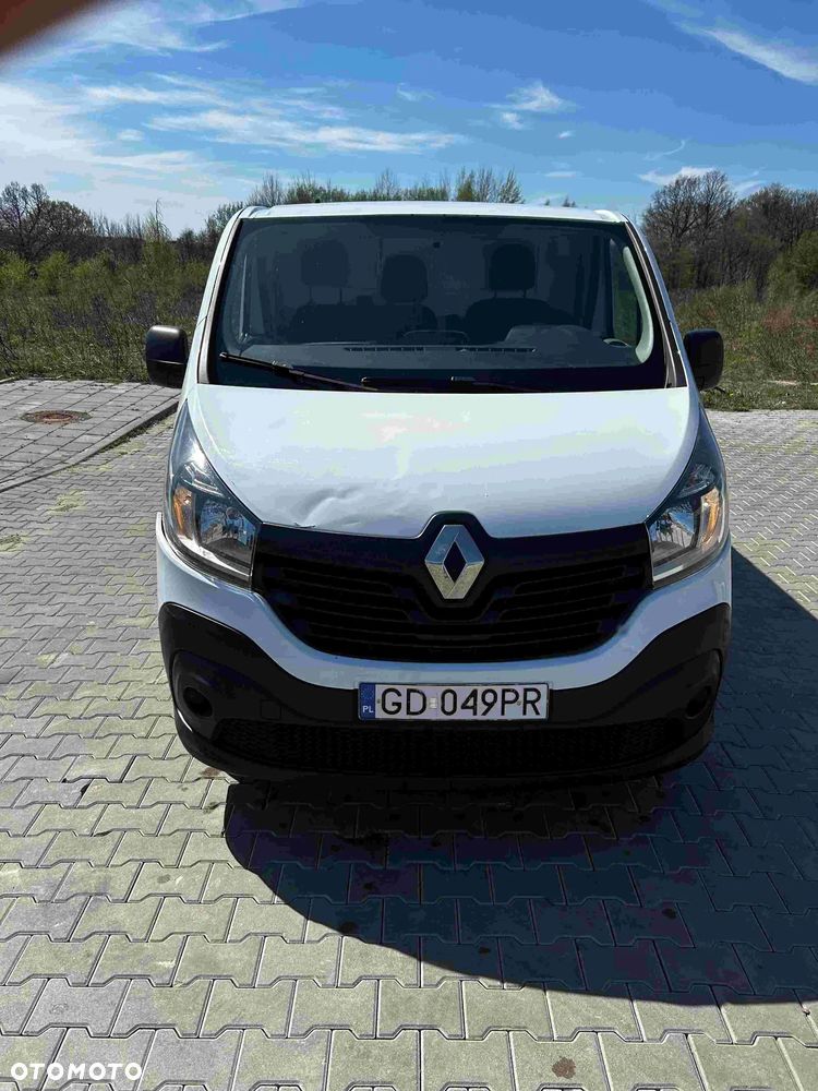 Renault TRAFIC - 1
