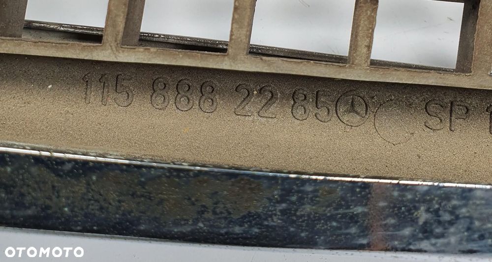 GRILL ATRAPA ZDERZAKA PRZÓD PRZEDNI MERCEDES W115 W114 1158882285 - 9
