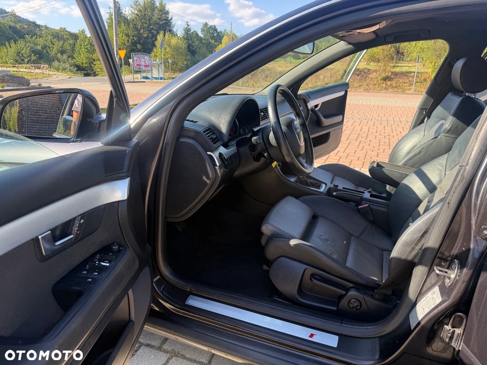 Audi A4 Limousine 2.0 TDI DPF Ambiente - 15