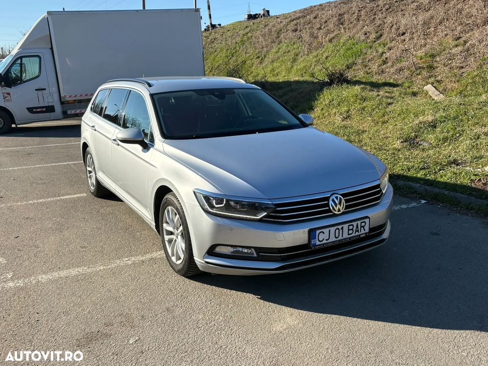 Volkswagen Passat 2.0 TDI DSG (BlueMotion Technology) Comfortline - 1